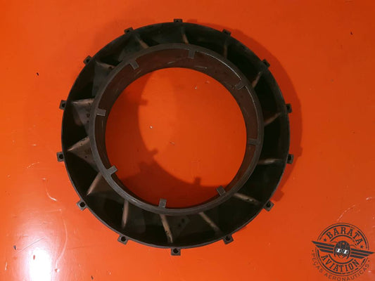 303755CL0685 Vang Ring