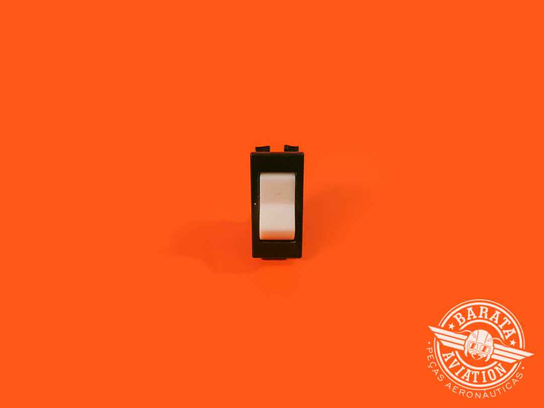 PITOT HEAT SWITCH - P/N S1824-1