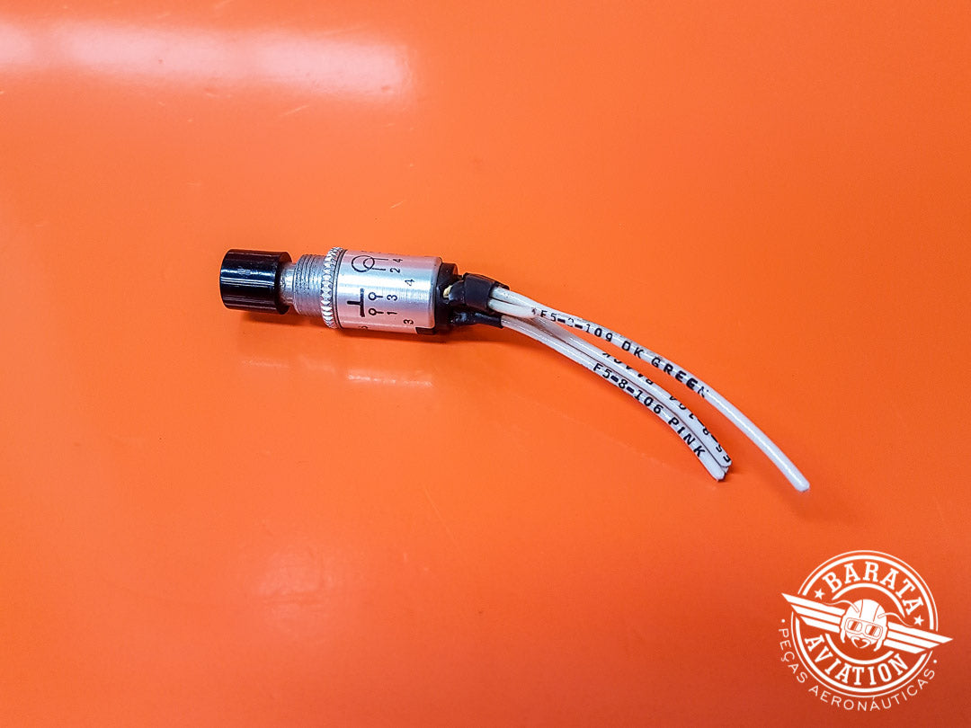 Interruptor com Luz Verde de Controle de Dial Dialco P/N 513-0105-604