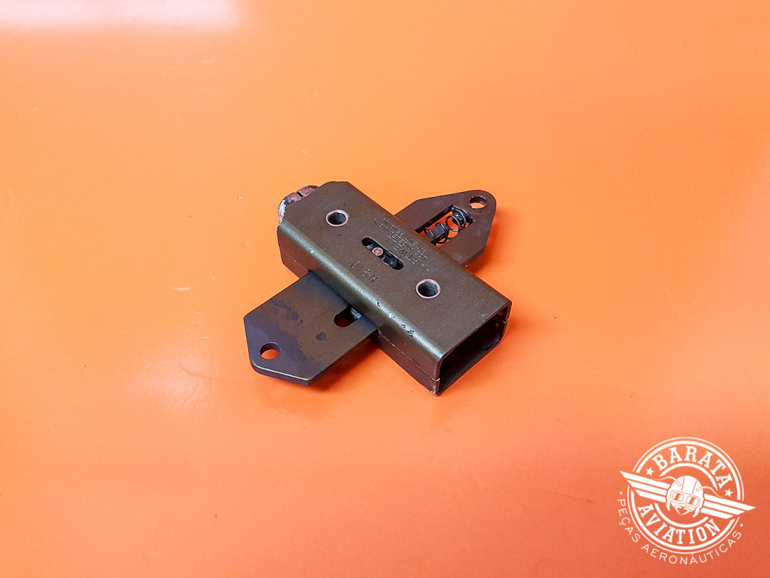 Hood Latch P/N H910