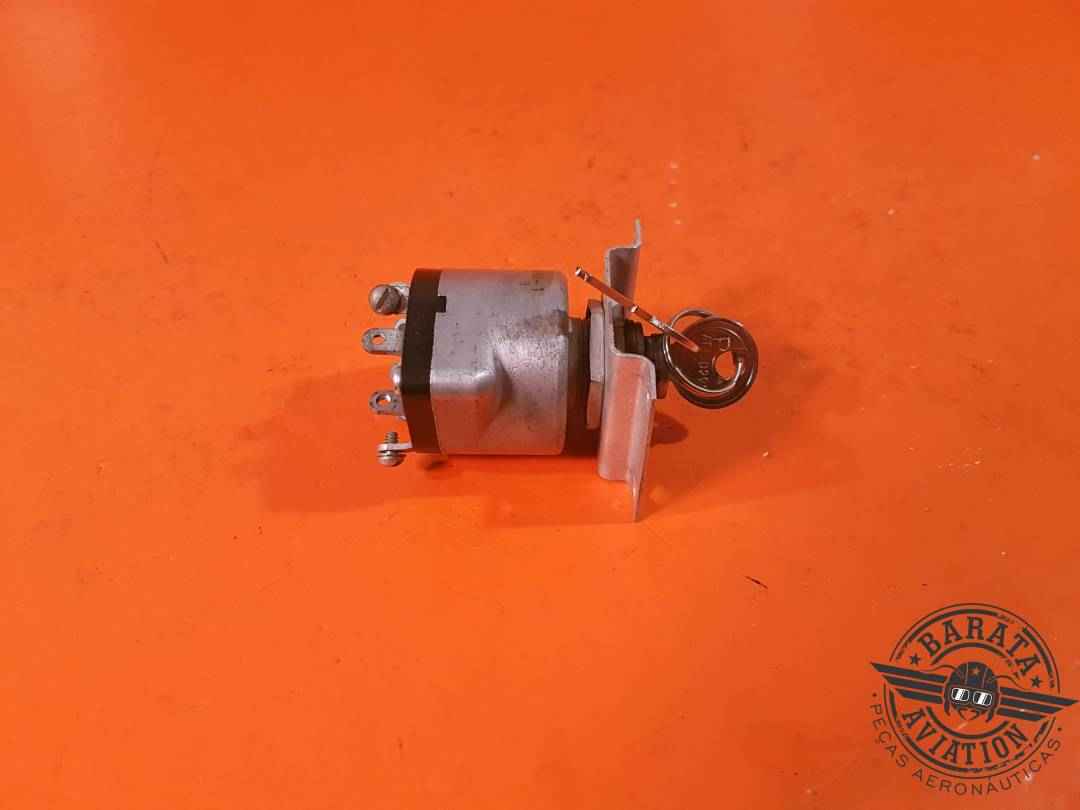 IGNITION SWITCH P/N: 10-357290-1 INCLUDES 2 KEYS