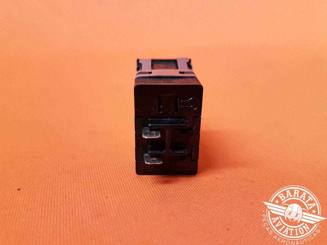 B184-2 HONEYWELL TOGGLE SWITCH  ON/OFF 15 AMPS 125/250 VAC - BATERY