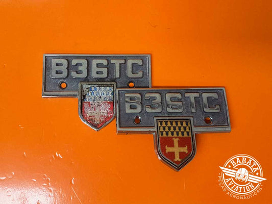 Emblema Modelo B36TC - 2 piezas P/N 36-000035-1