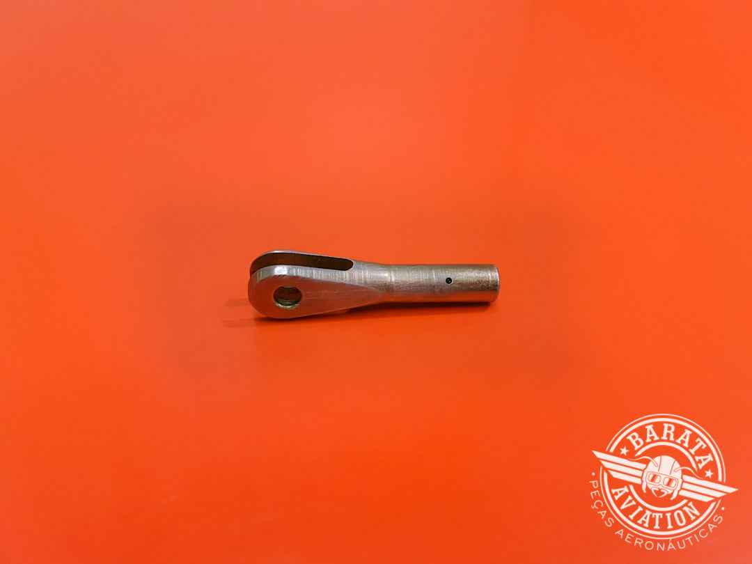 AN665-21R DOOR LATCH CLEVIS TIE ROD