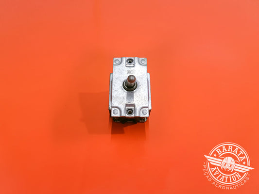 Switch Landing Gear P/N 8905K818