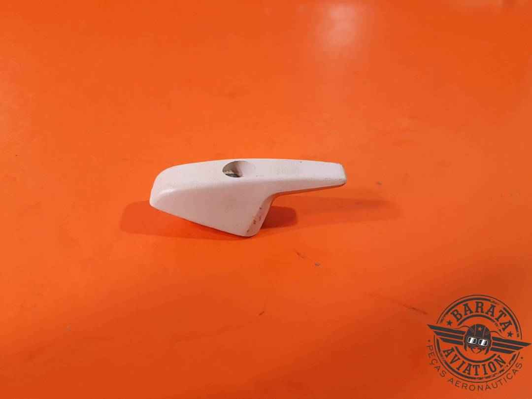 COAT HANGER P/N: 0715038-1