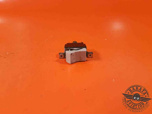 LEFT MAGNETO SWITCH  P/N: 93377-08 CADA UNIDADE