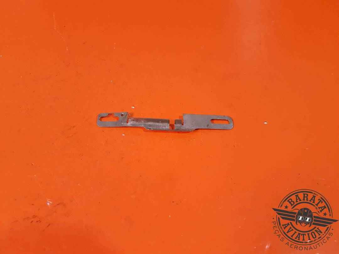 FORWARD DOOR LATCH PLATE P/N: 79234-00