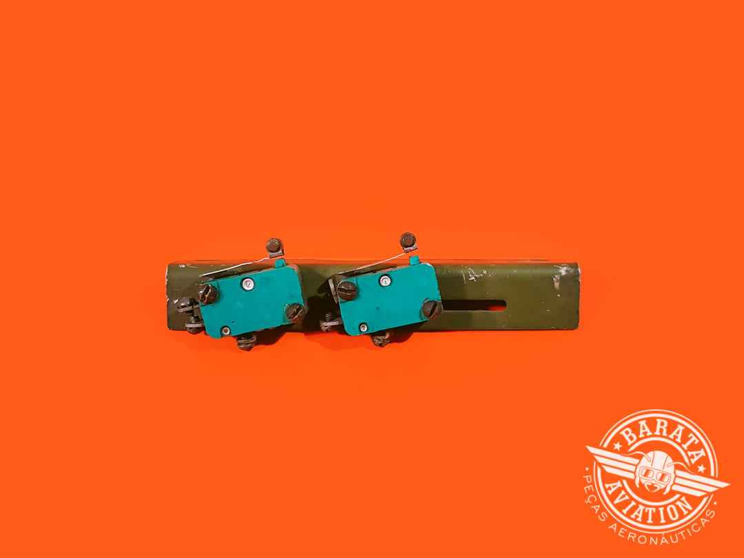 L/H SWITCH MOUNT BRACKET - P/N 5560001-17