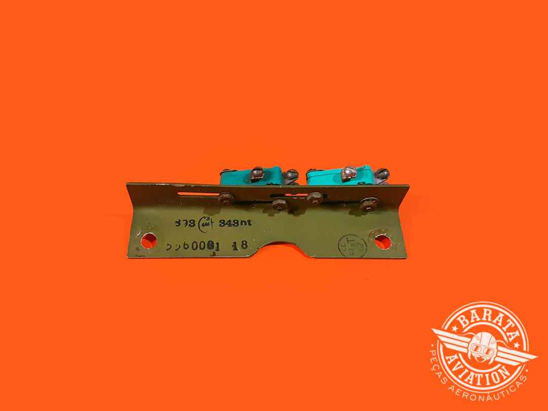 R/H SWITCH MOUNT BRACKET - P/N 5560001-18