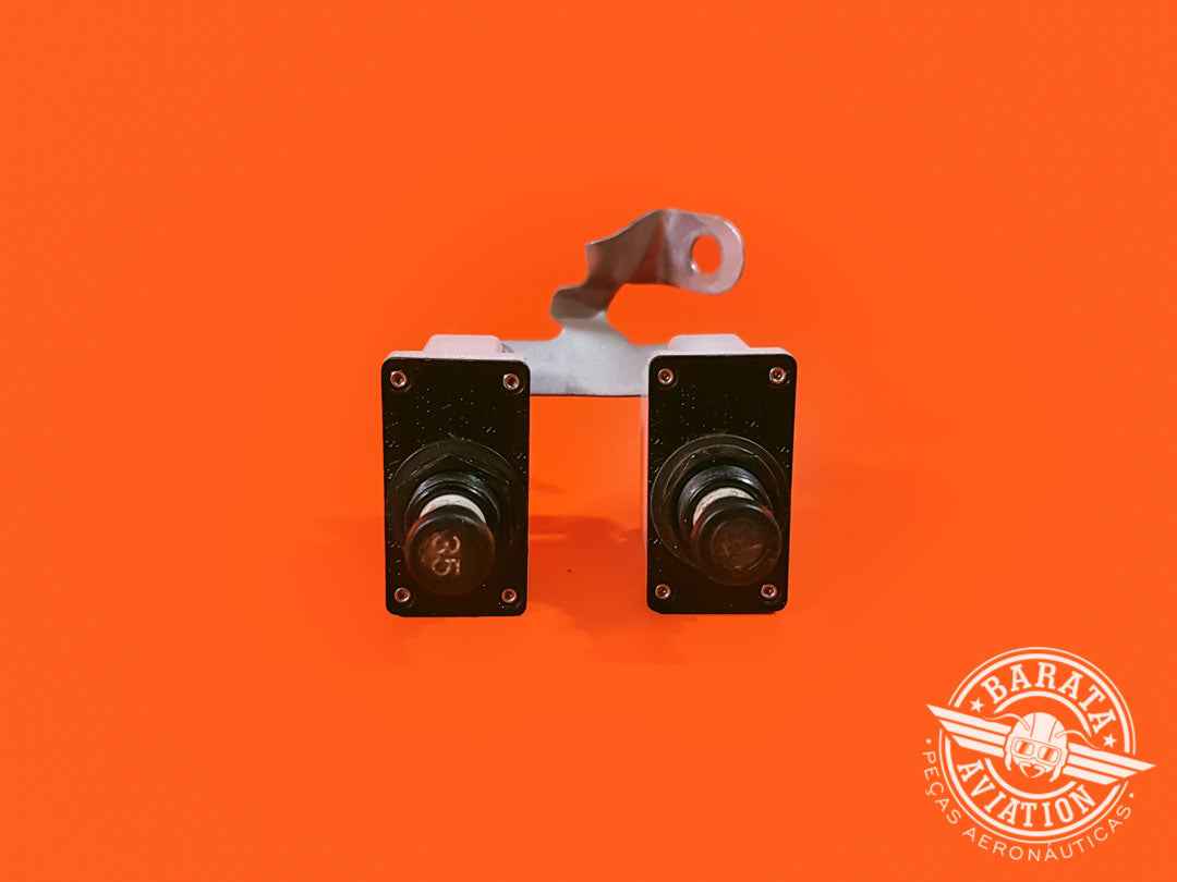 CIRCUIT BREAKER P/N: 7271-13-30