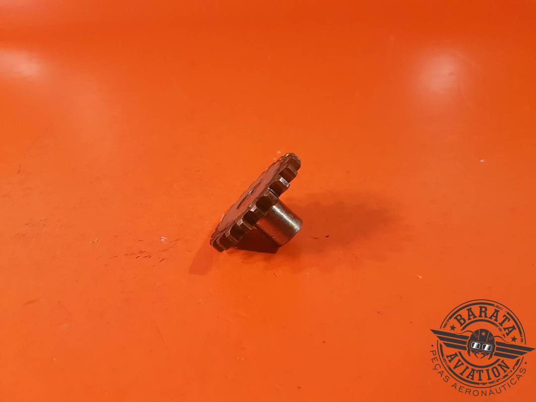 GEAR ASSY, FUEL PUMP DRIVE P/N1: 631684