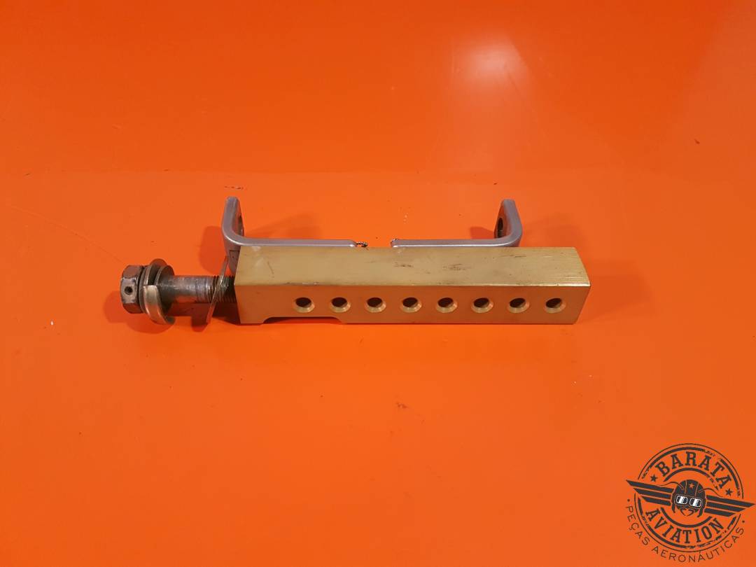 BRACKET, ALTERNATOR - IO 470N P/N: A-167-10