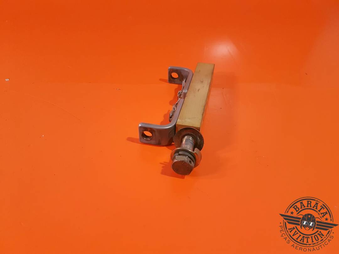 BRACKET, ALTERNATOR - IO 470N P/N: A-167-10