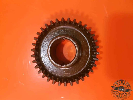 629748 CONTINENTAL GOVERNOR BEVEL GEAR  REMOVED FROM TSIO-520 - NEED TEST NDT