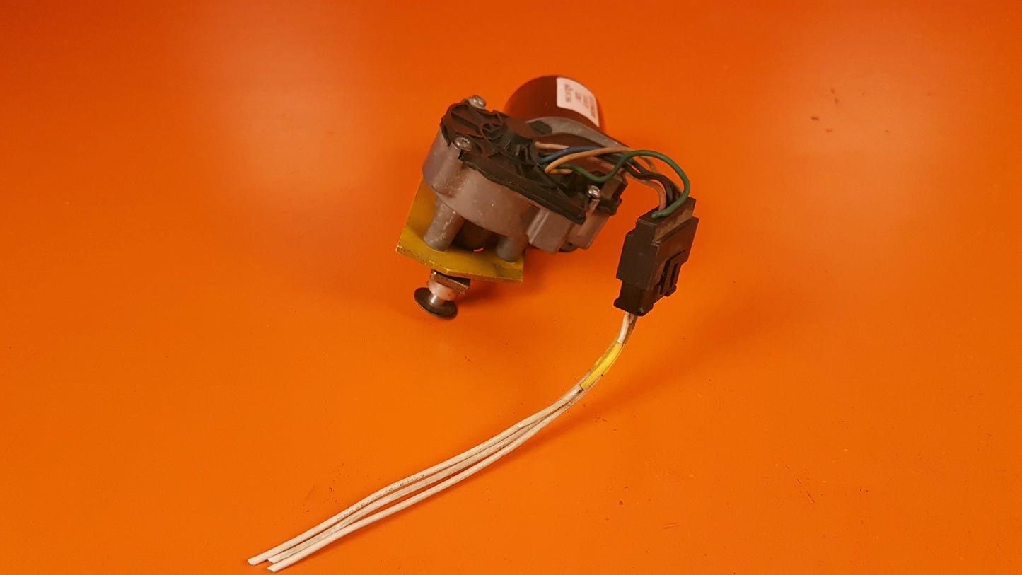 10737320MO25WJ Air Tractor Eletric Motor Assy