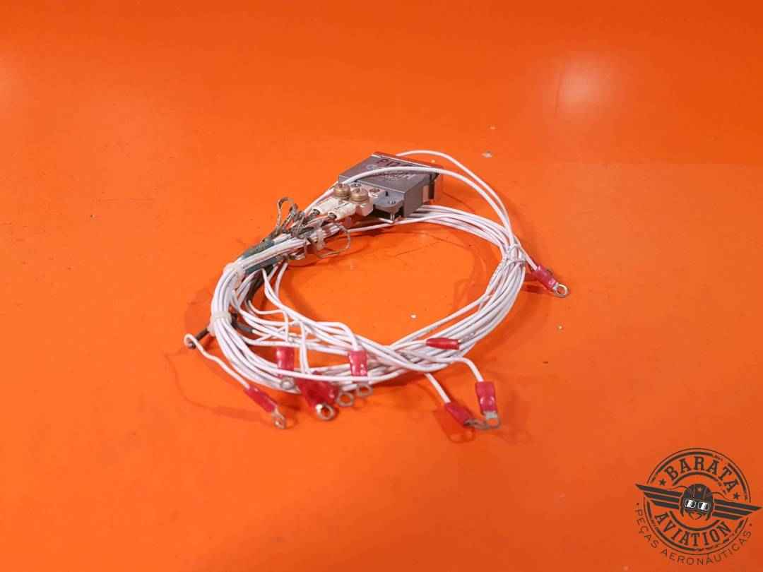 GARMIN CONNECTOR ASSY W/ WIRING P/N 125-00082