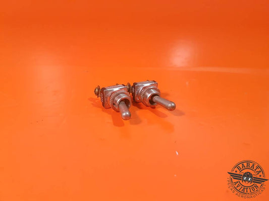 KIT W/ 2 MINIATURE TOGGLE SWITCH P/N LR107402
