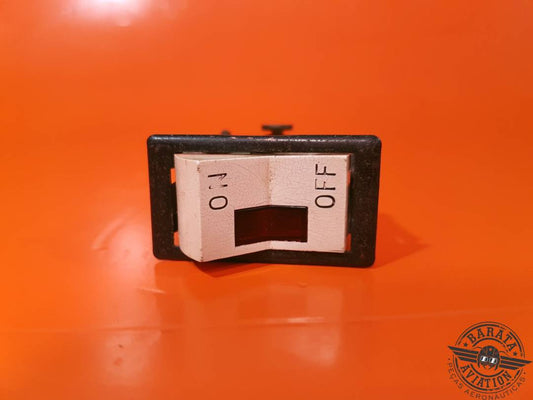 LIGHTED ROCKER SWITCH ON/OFF 28 VDC