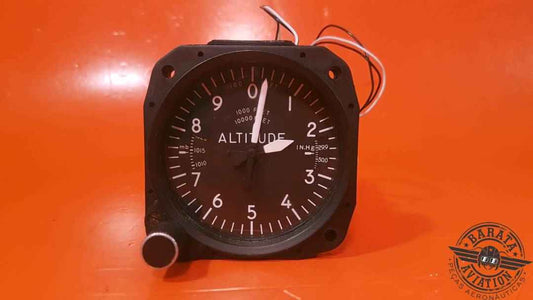 UNITED INSTRUMENTS ALTIMETER  P/N: 5934AD-3