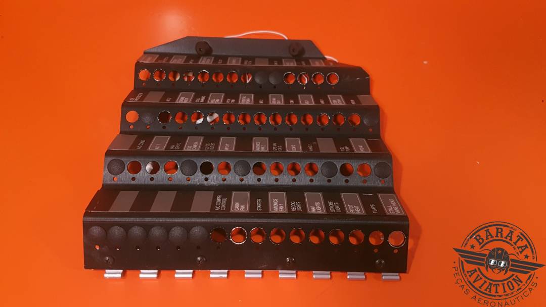 LESS CIRUIT BREAKERS LIGHTED CIRCUIT BREAKER MOUNTING PANEL P/N: 19321-001