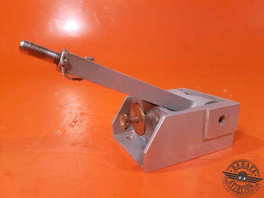 15123-002 BRACKET L/H INBOARD HINGE ATTACH