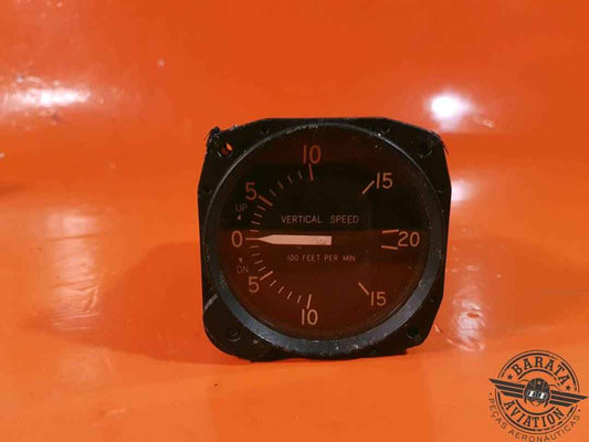 C661080-0101 Cessna United Vertical Speed Indicato
