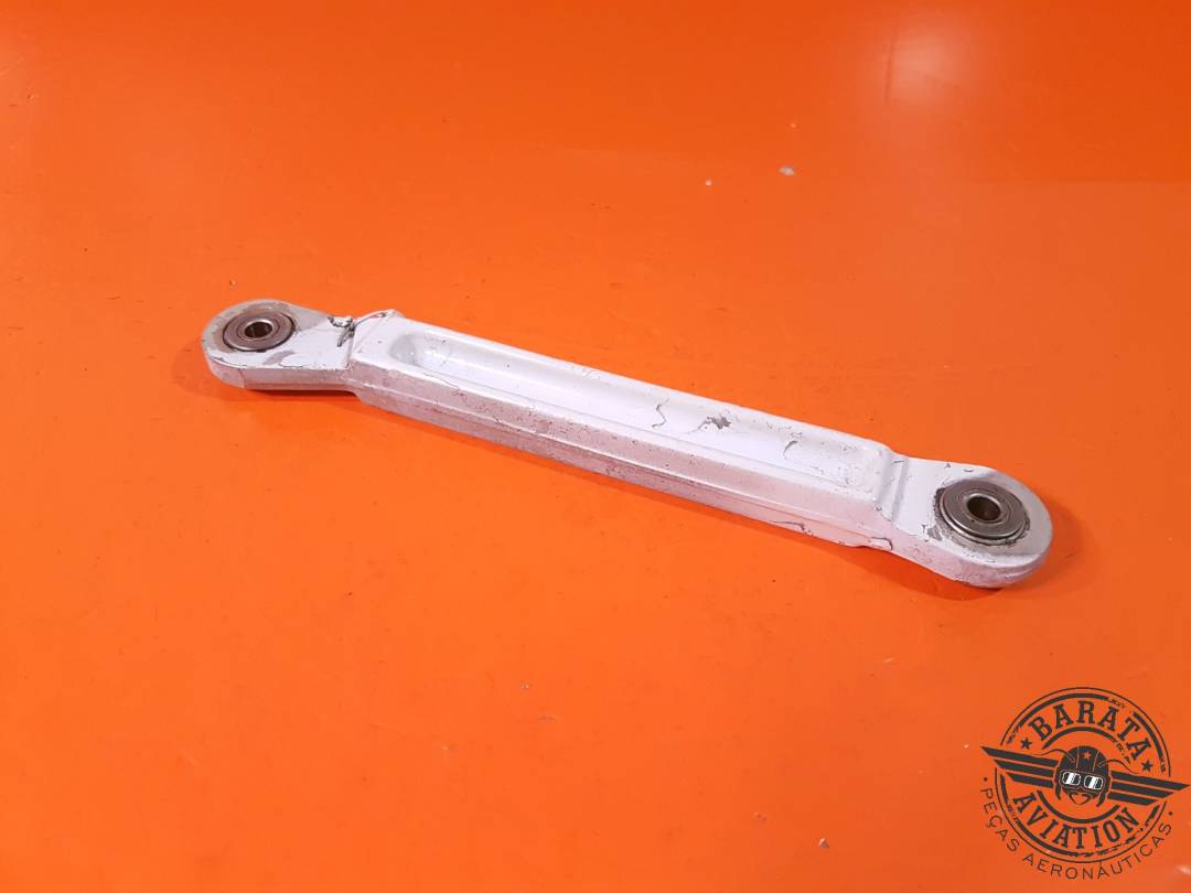 NOSE GEAR DRAG BRACE LINK P/N: 0842107-497
