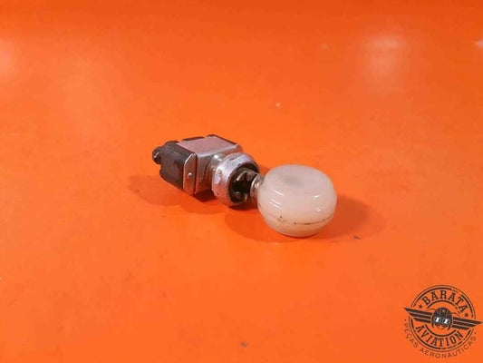 LANDING GEAR TOGGLE SWITCH ON/OFF/ON  P/N: MS25125-7