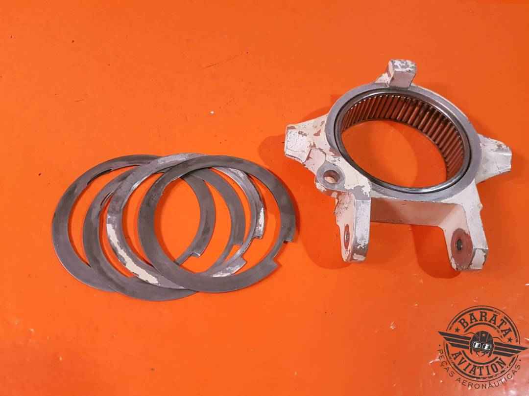 NOSE GEAR STEERING ARM ASSY P/N: 0743011-6