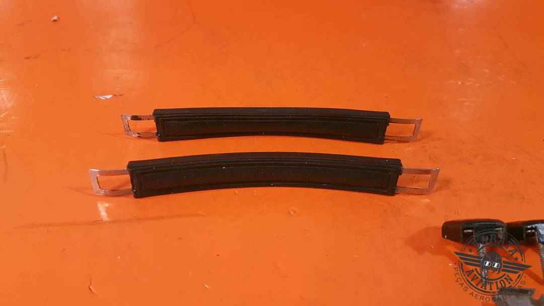 S1685-3 Cessna Door Handle Assembly - Kit w/ 2 units