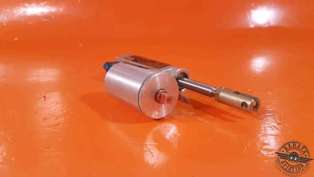 10-54A Cleveland Master Brake Cylinder Assembly