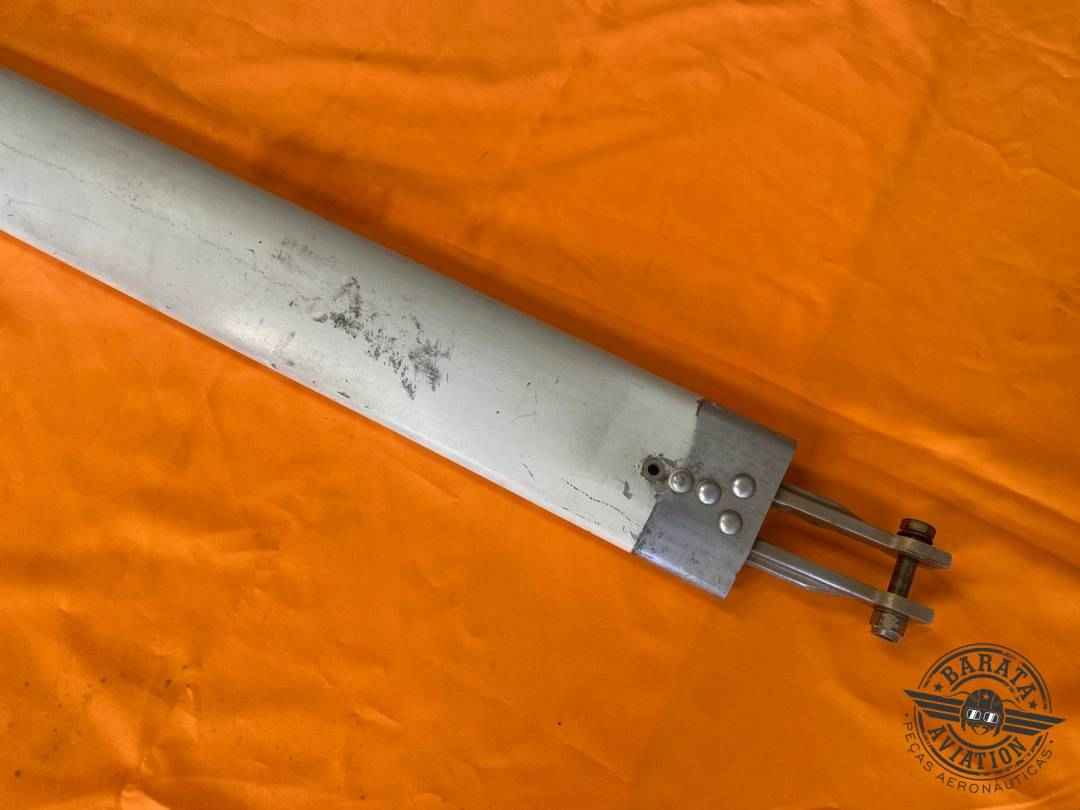 R/H WING STRUT ASSEMBLY  P/N: 0421000-2