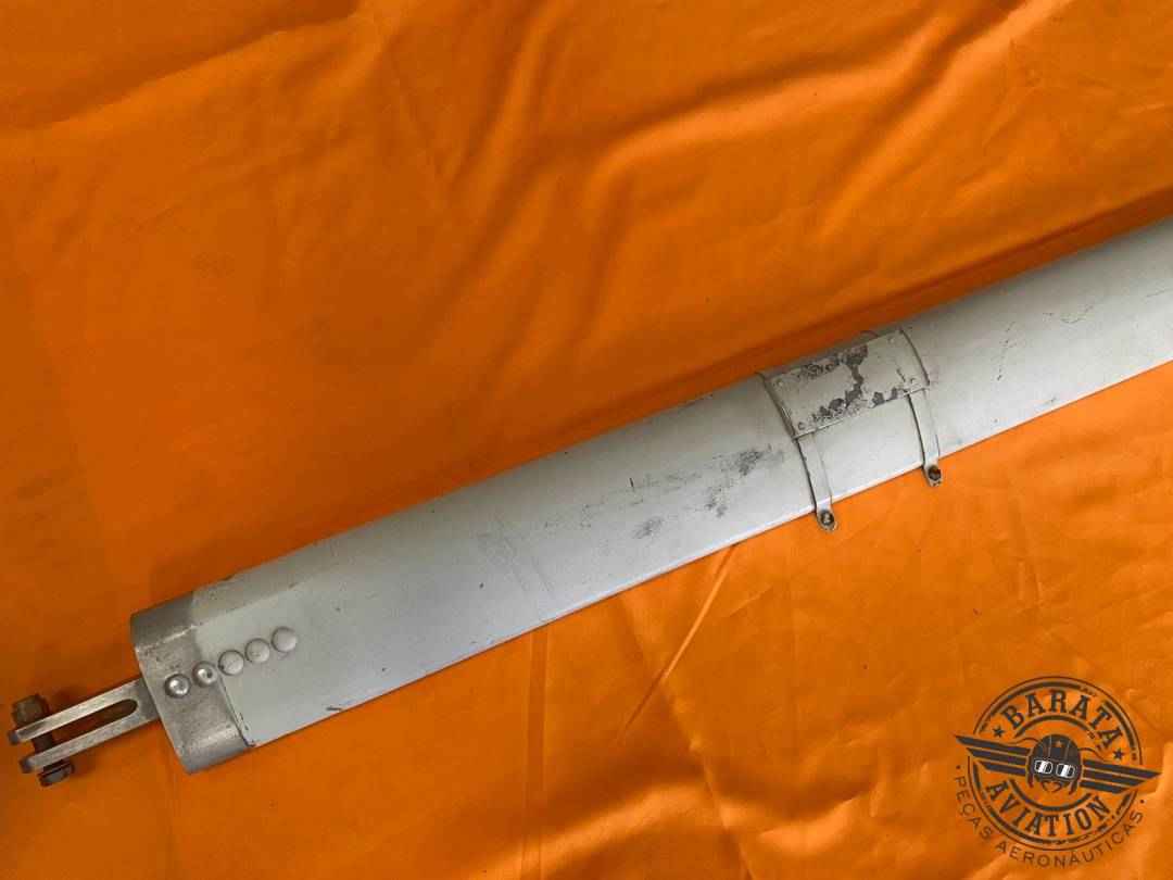 R/H WING STRUT ASSEMBLY  P/N: 0421000-2