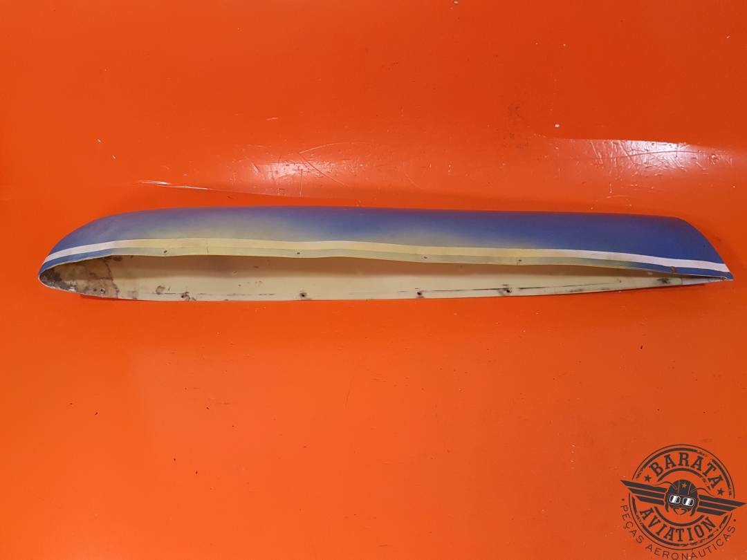 0523565-30 Cessna R/H Wing Tip Assembly - Minor cracks