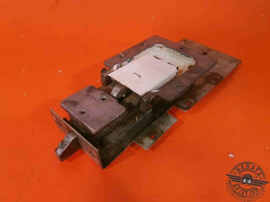 0413387 Cessna Cabin Door Latch Assy L/H