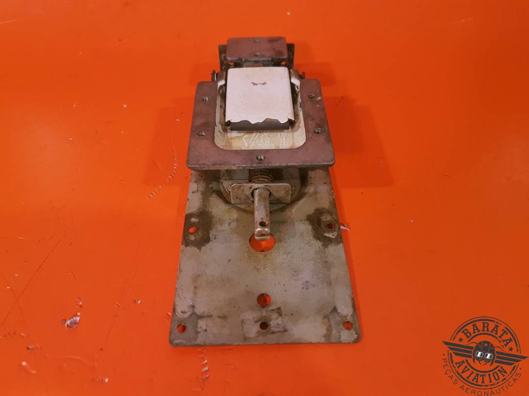 0413387 Cessna Cabin Door Latch Assy L/H