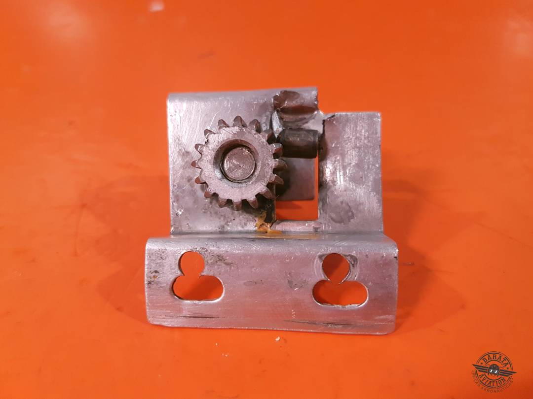 0412066-2 Cessna Clutch Assembly Rotary Door Latch-R/H