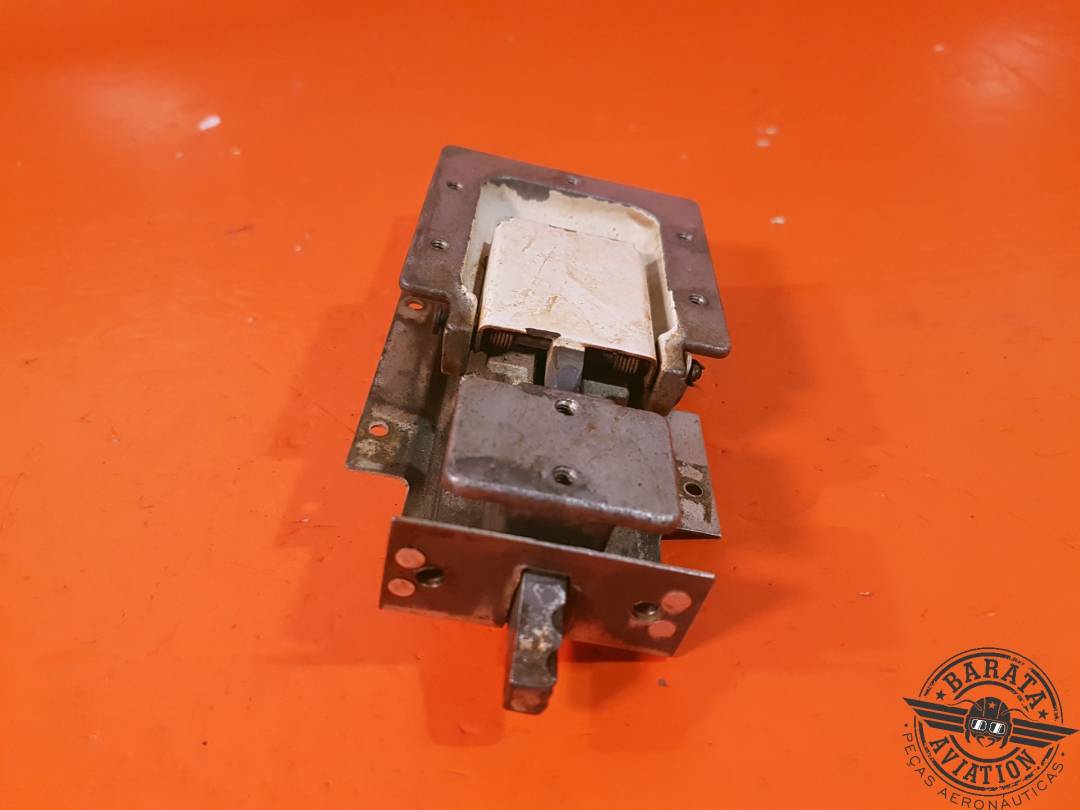 0413387-7 Cessna Cabin Door Latch Assy-R/H