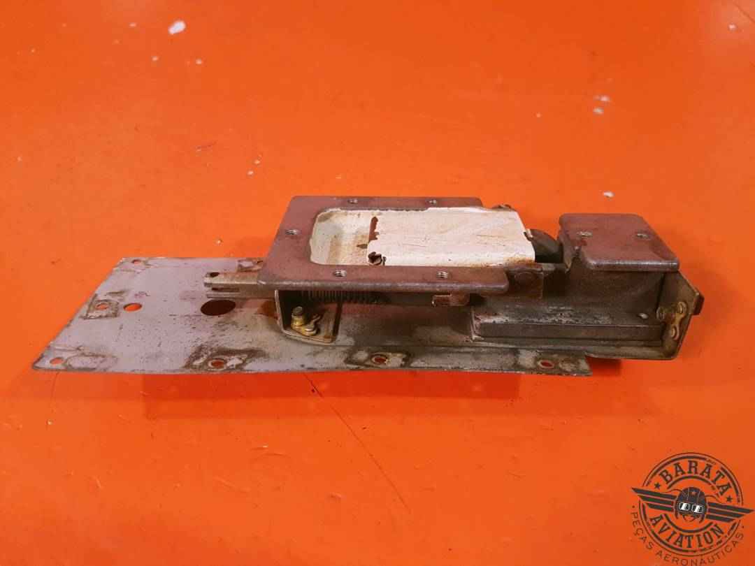 0413387-7 Cessna Cabin Door Latch Assy-R/H