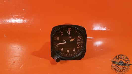 101627-01696 Aerosonic Encoding Altimeter