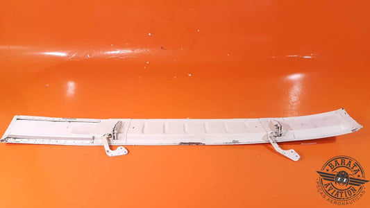 35-410077-37 R/H Beech Door Assembly