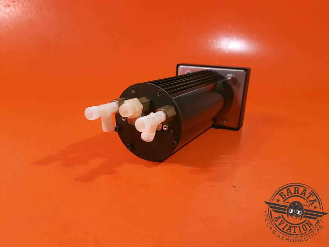 EFIS-D10A (DYNON AVIONICS) P/N: 100321-000