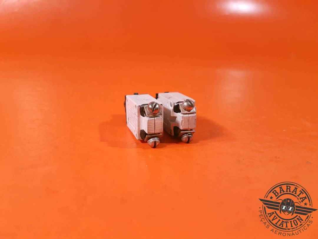 SET WITH 2 CIRCUIT BREAKER P/N 7277-5-15