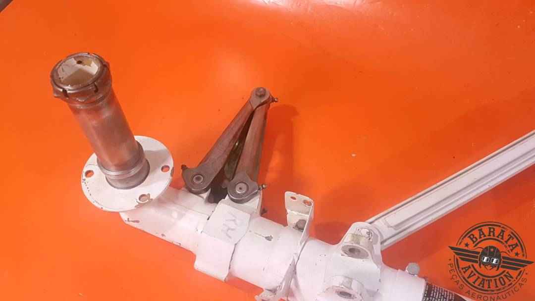 GEAR ASSY- R/H MAIN LANDING P/N: 95-810002-756