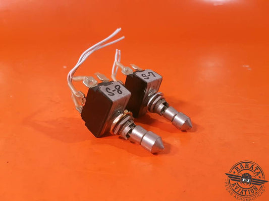 CUTLER HAMMER TOGGLE SWITCH ON OFF ON P/N MS25126D1 CADA UNIDADE