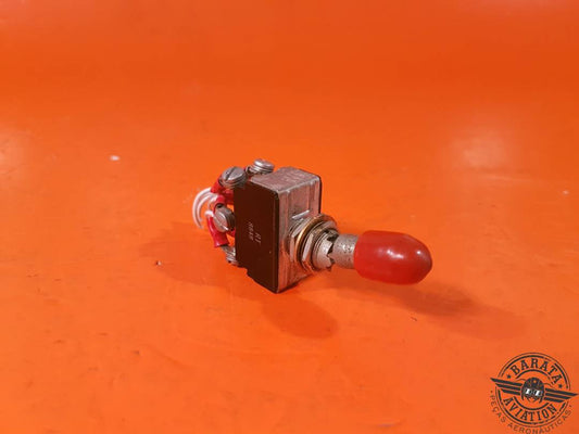 CUTLER HAMMER TOGGLE SWITCH  2 POSITIONS ON ON P/N: MS25126-E3