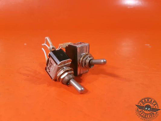 CUTLER HAMMER KIT OF 2 SWITCHES  P/N MS35059-21
