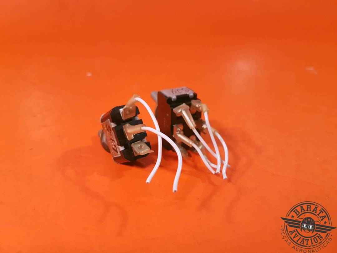 CUTLER HAMMER KIT OF 2 SWITCHES P/NMS25201-4