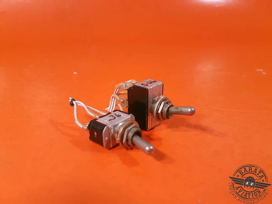 CUTLER HAMMER KIT OF 2 SWITCHES  P/N MS35059-23